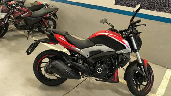 BAJAJ DOMINAR 250 